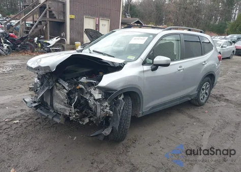 2020 Subaru Forester Premium из США, поврежденный, VIN JF2SKAGC4LH513414